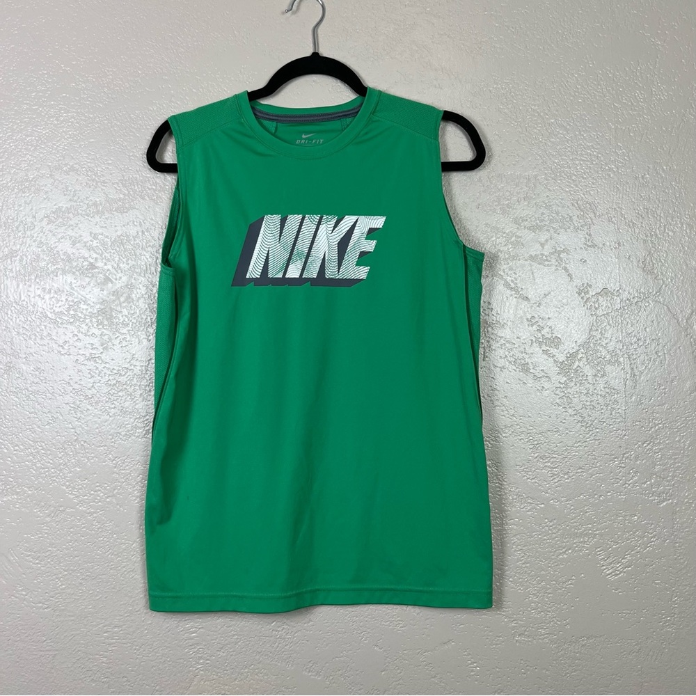5 for $30 Nike DRI-FIT boy‎ athletic sleeveless green shirt size XL